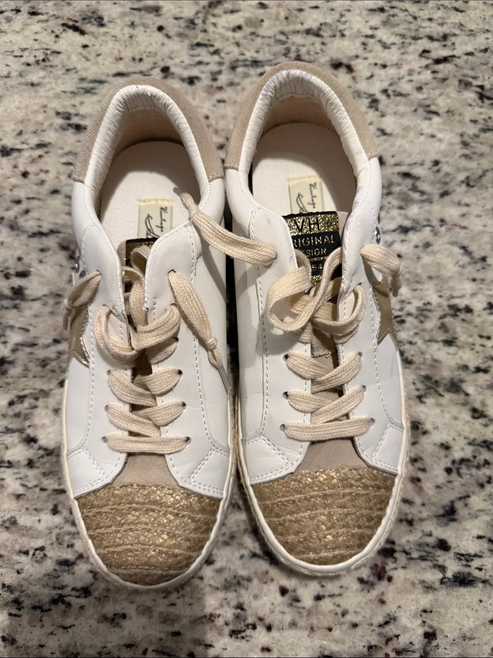 Vintage Havana White Sneakers with Beige and Gold Textured Toe